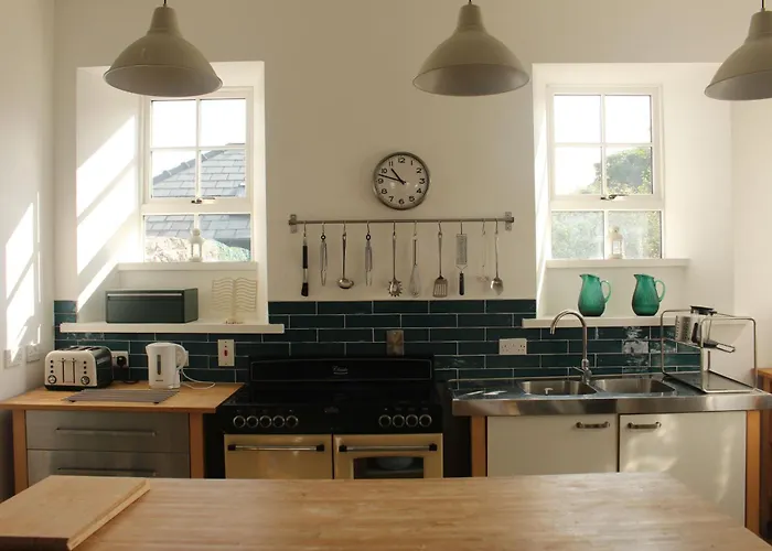 The Old Schoolhouse New Quay